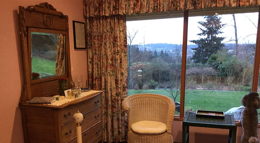 The Rose Room View 2 of A Cascade View Bed & Breakfast The Rose Room View 2 of A Cascade View Bed & Breakfast